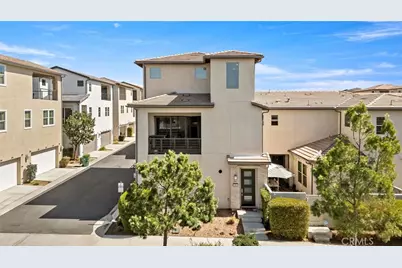 185 Frame, Irvine, CA 92618 - Photo 1