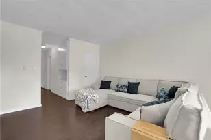 640 Elm Ave, Long Beach, CA 90802 - Photo 1