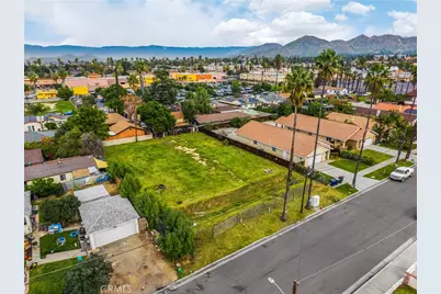1871 10th, Riverside, CA 92507 - Photo 1