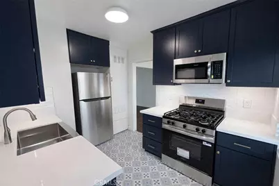 11441 Oxnard St #6, North Hollywood, CA 91606 - Photo 1