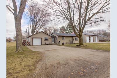 1218 Oaklea St Muskegon Mi 49442 Mls 20010146 Coldwell Banker