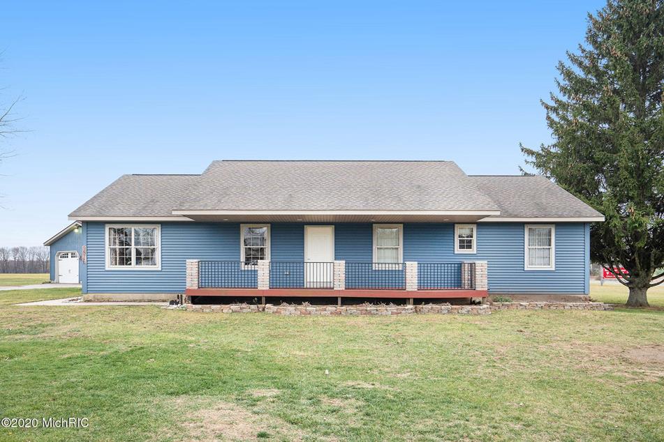 9576 104th St, Holton, MI 49425 MLS 20050022 Coldwell Banker