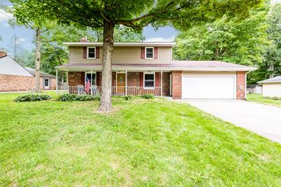 8711 Maplewood Drive - Photo 1