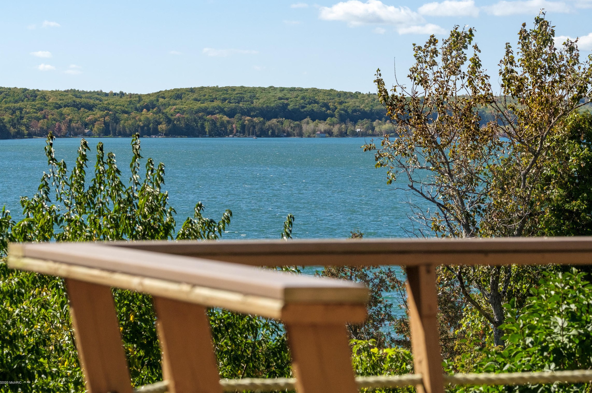 4703 Prospect Ave, Onekama, MI 49675