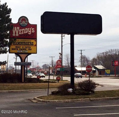 515 Chicago St, Coldwater MI  49036-1875 exterior