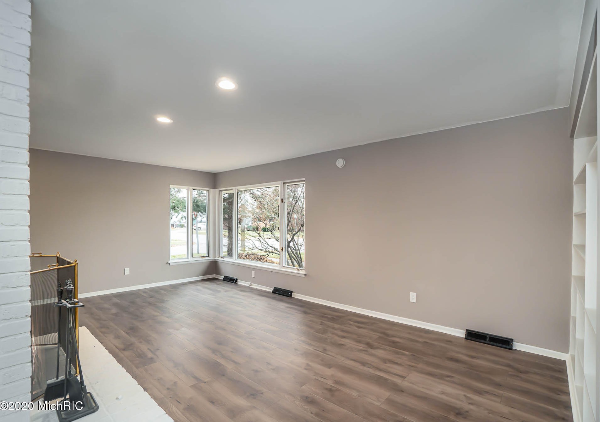 2515 Mcewan St, Saginaw MI 48602-3548 exterior