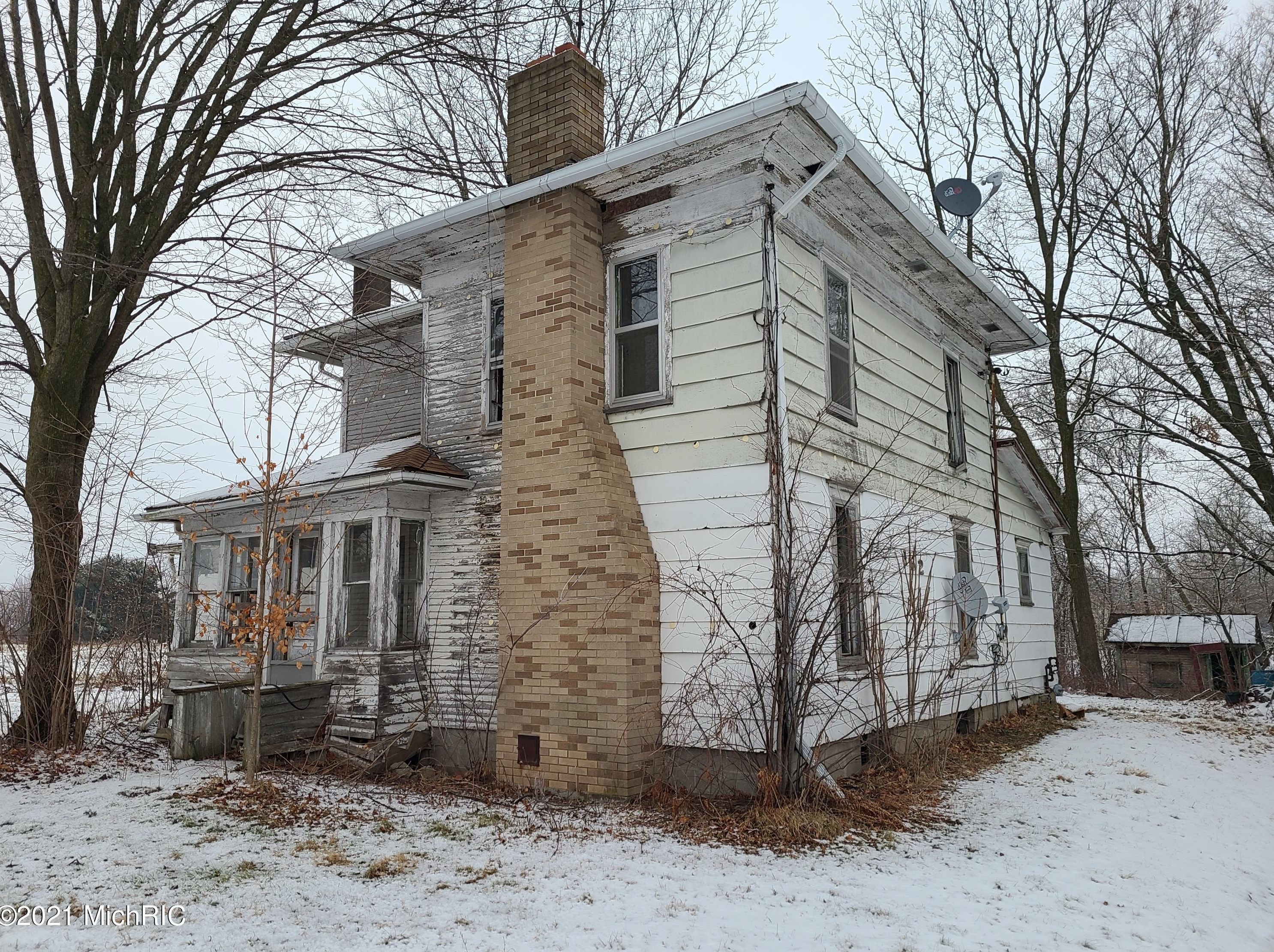 162 Monroe St, Springport, MI 49284-9773