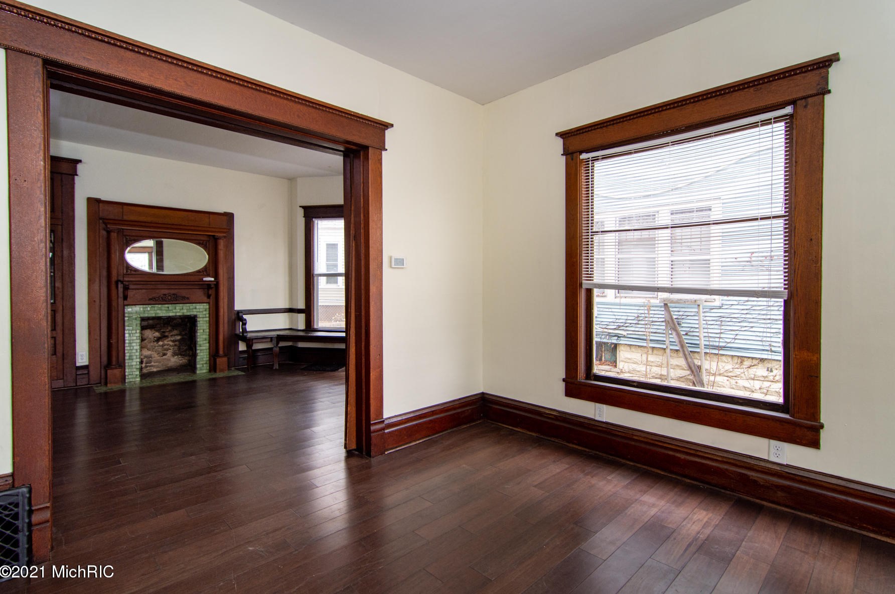 7 5 St, Niles MI 49120-2414 exterior