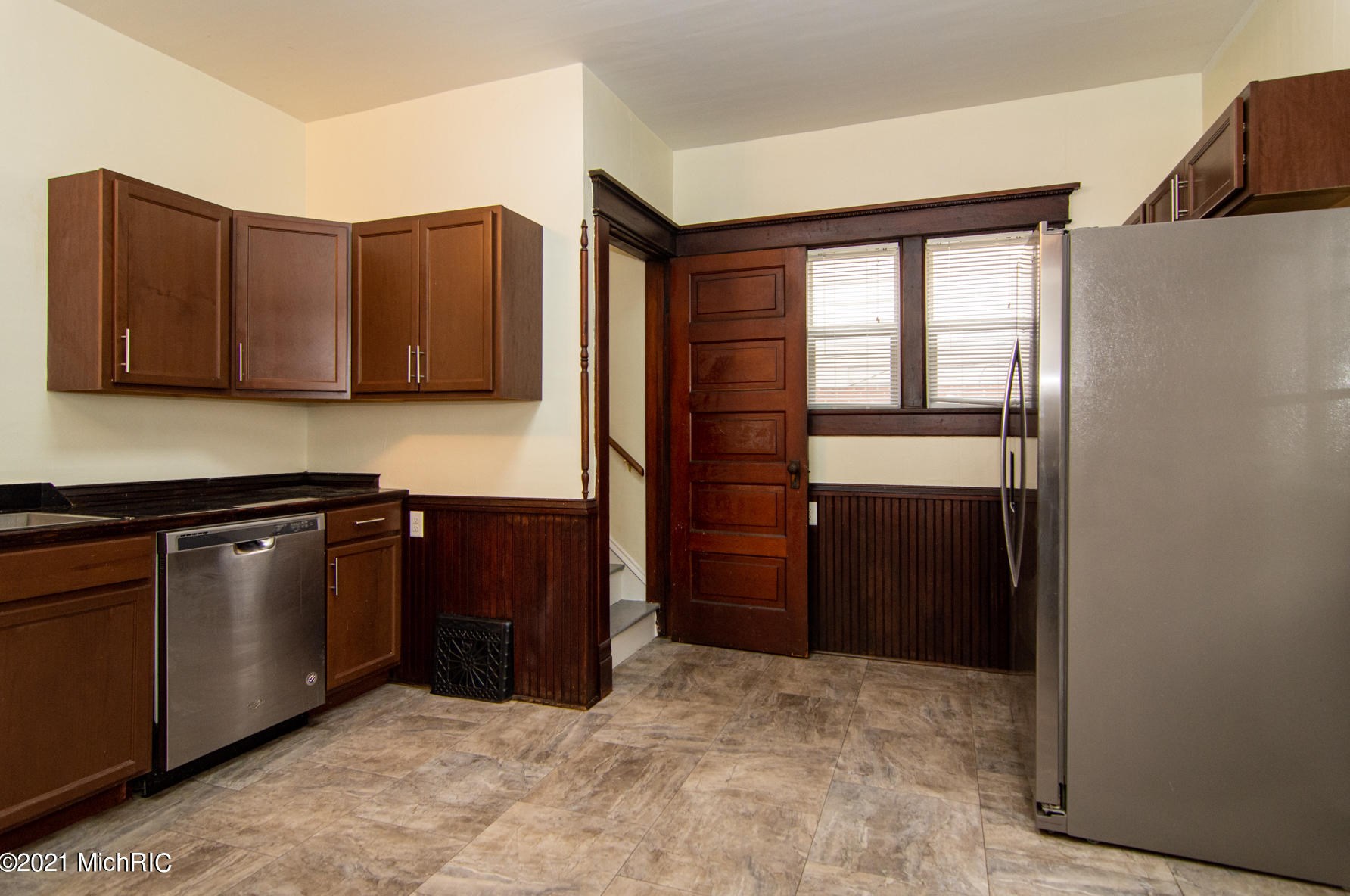 7 5 St, Niles MI 49120-2414 exterior