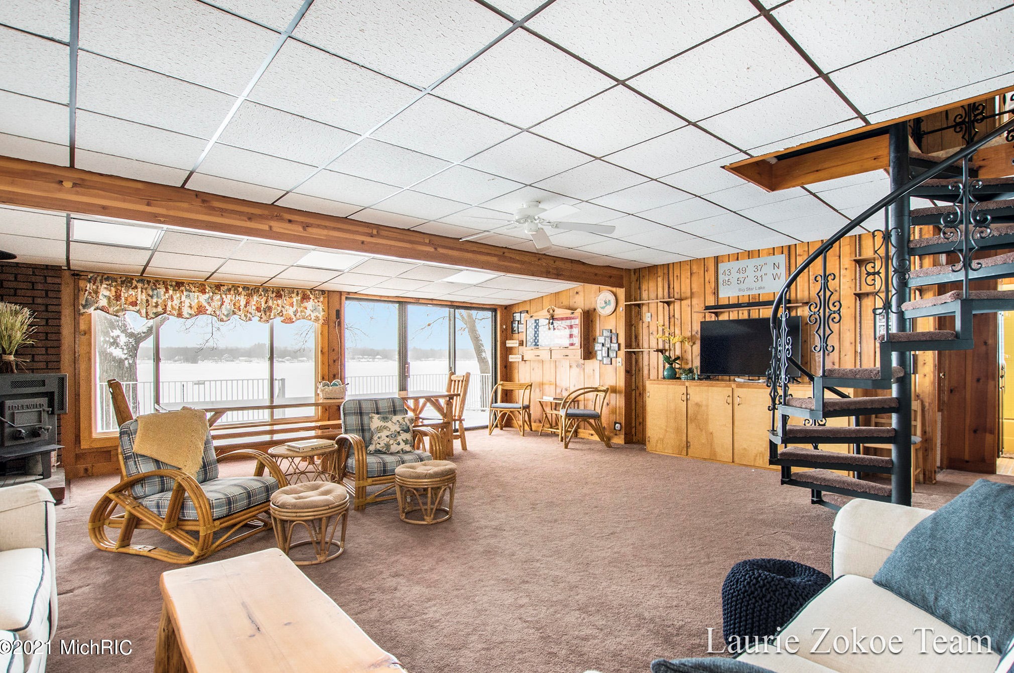 7849 Minising Point Dr, Baldwin MI 49304-8775 exterior