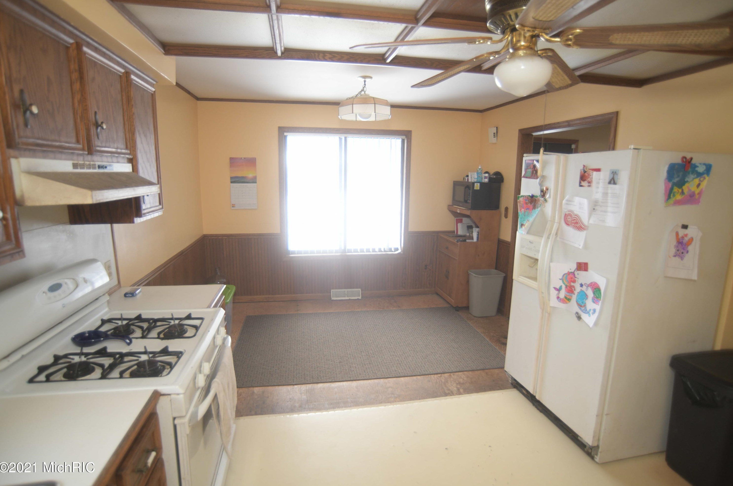 4876 Marshall Ave, Grand Rapids MI 49508-4744 exterior