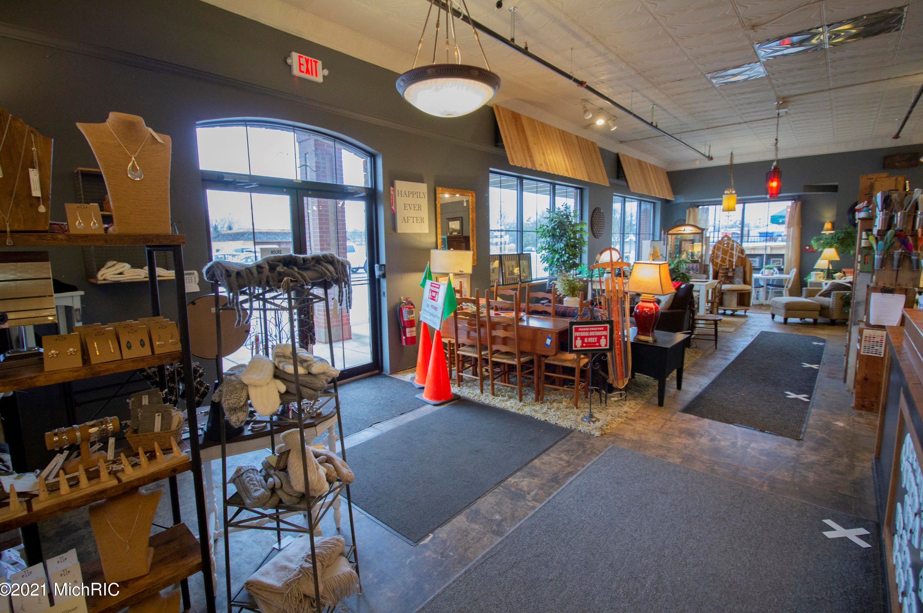 4217 Portage Street, Kalamazoo, MI 49001