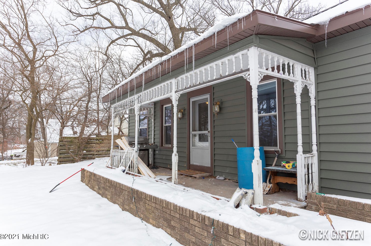 312 Congress St, Greenville, MI 48838-1277