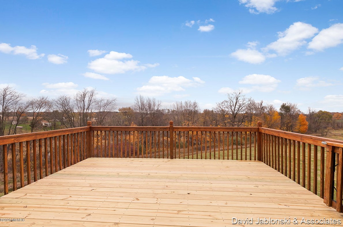 4483 Chicory Ct, Wayland MI 49348-8921 exterior