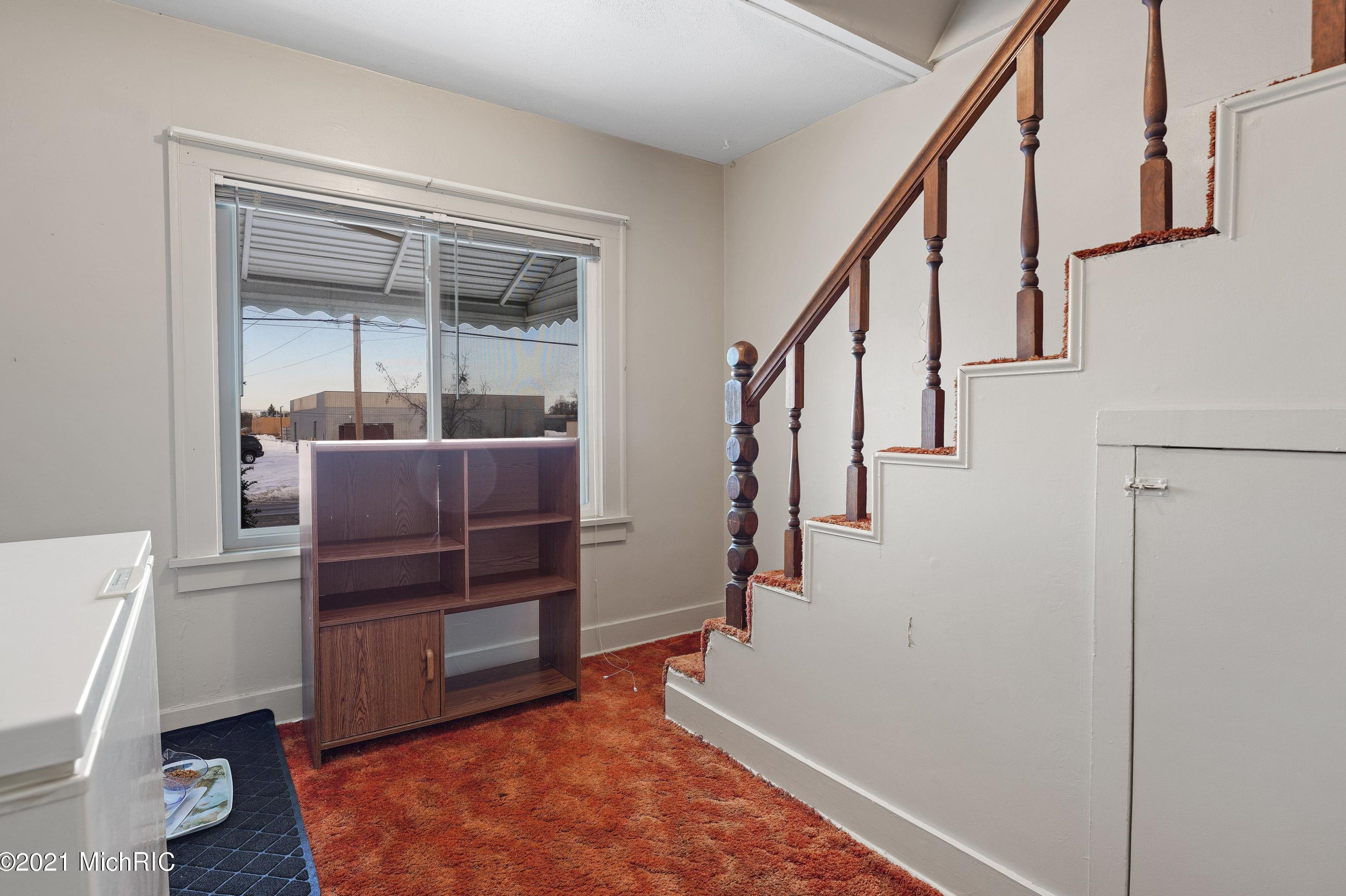 2118 Kalamazoo Ave, Grand Rapids MI 49507-3757 exterior