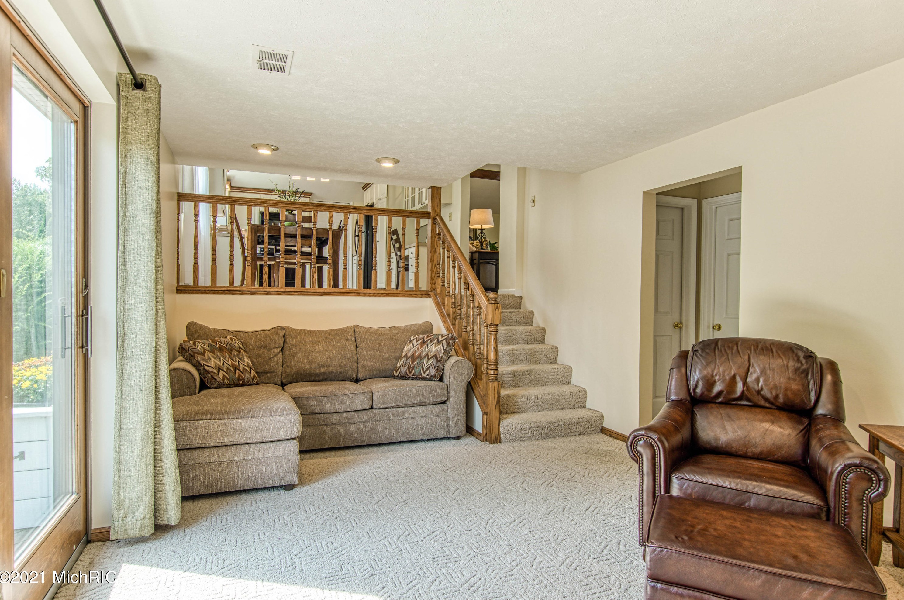 11350 Phelps Ave, Sparta MI 49345-9797 exterior