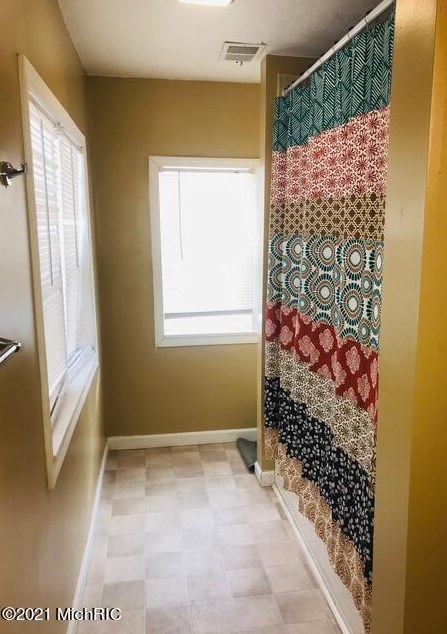 742 Maple St, Niles MI 49120-3256 exterior