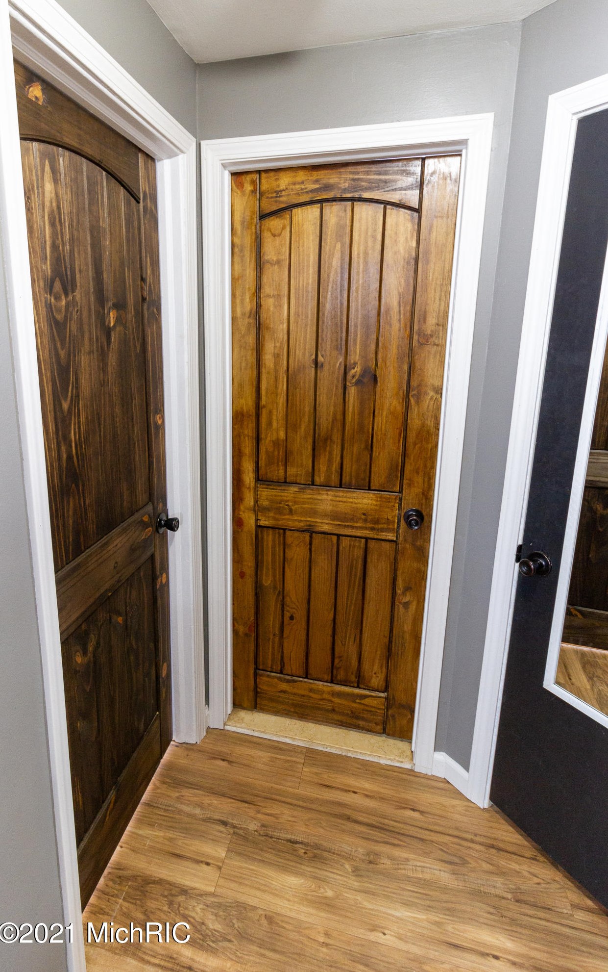 17558 Macarthur, Detroit MI 48240-1946 exterior