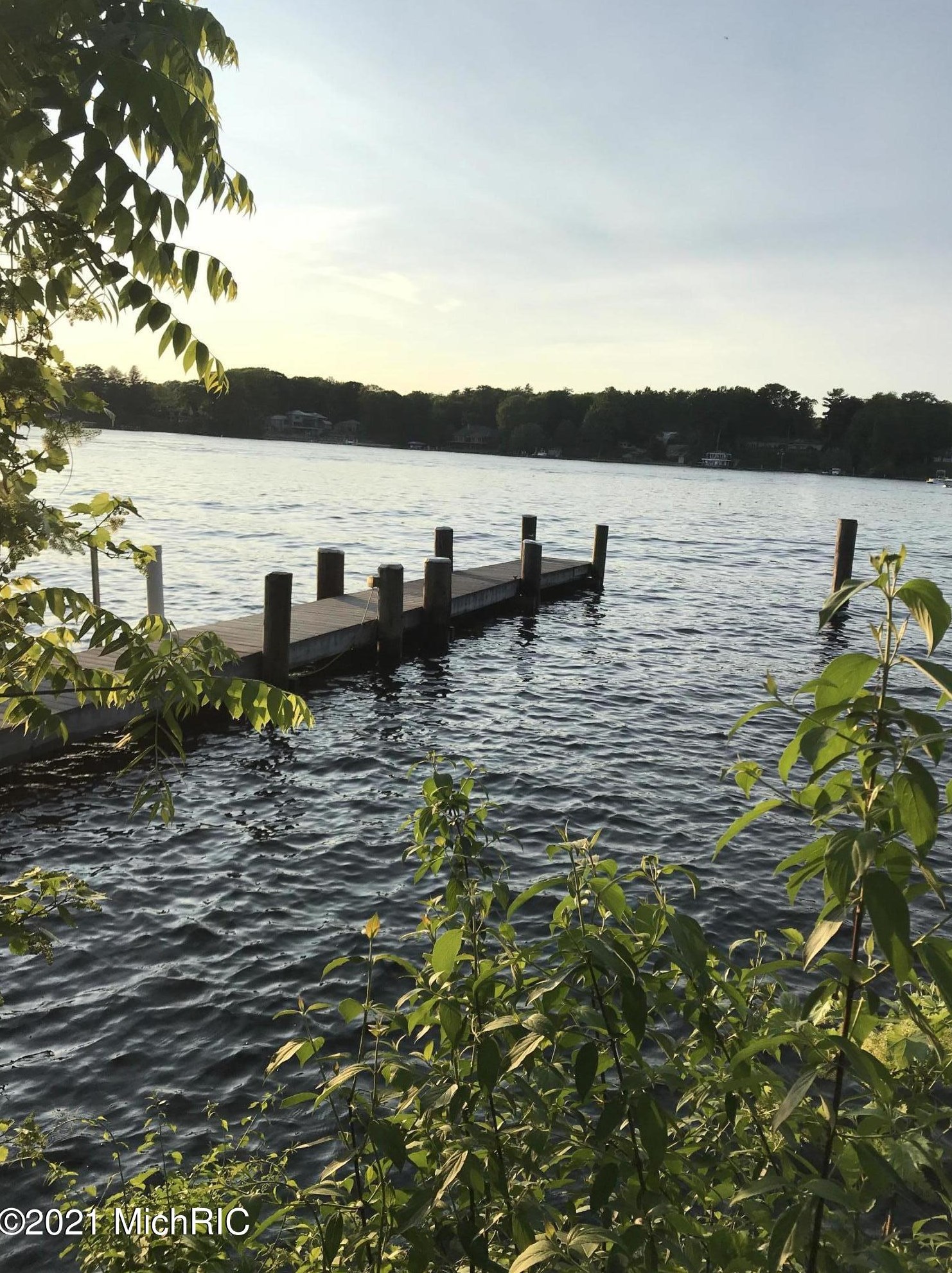 15657 Jennifer Ln, Spring Lake MI 49456-1125 exterior