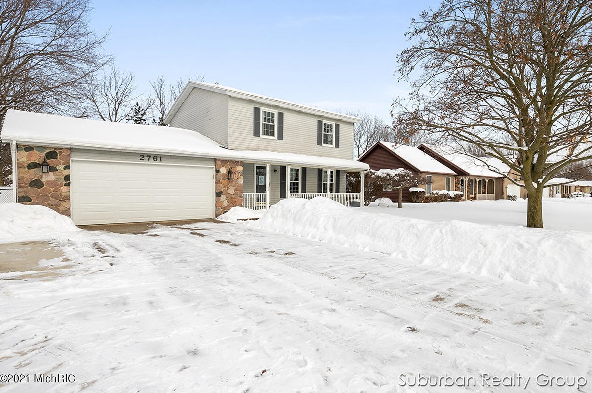 2761 Sun Valley St, Jenison, MI 49428-8712