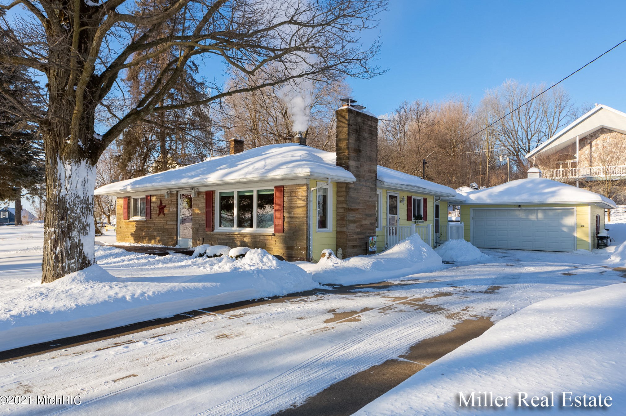 9042 M43, Delton MI 49046-9499 exterior