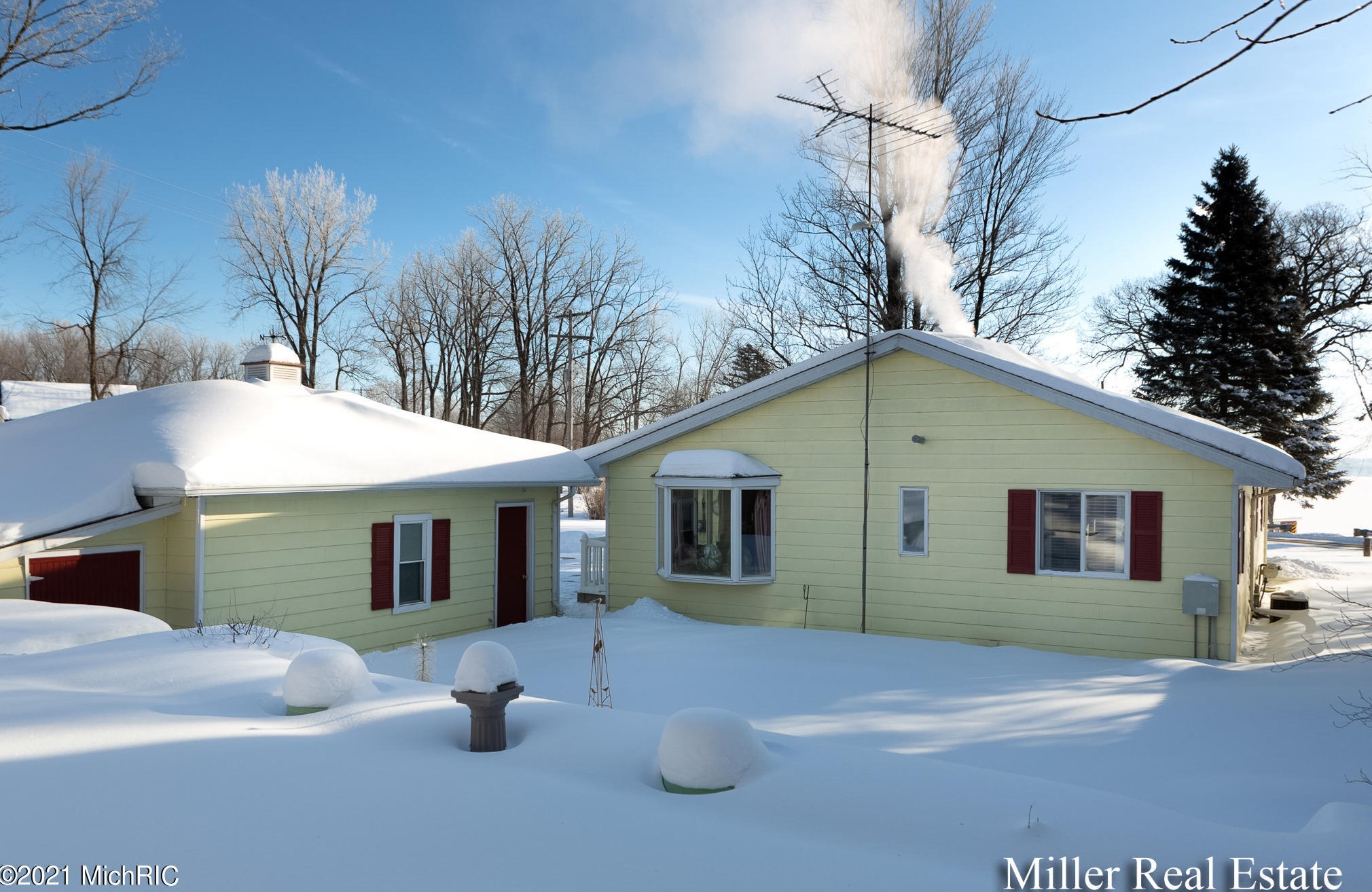 9042 M43, Delton MI 49046-9499 exterior