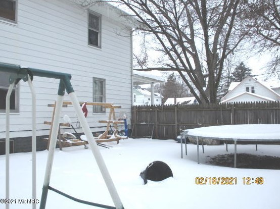 316 Emmons St, Niles MI 49120-2823 exterior