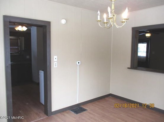 316 Emmons St, Niles MI 49120-2823 exterior