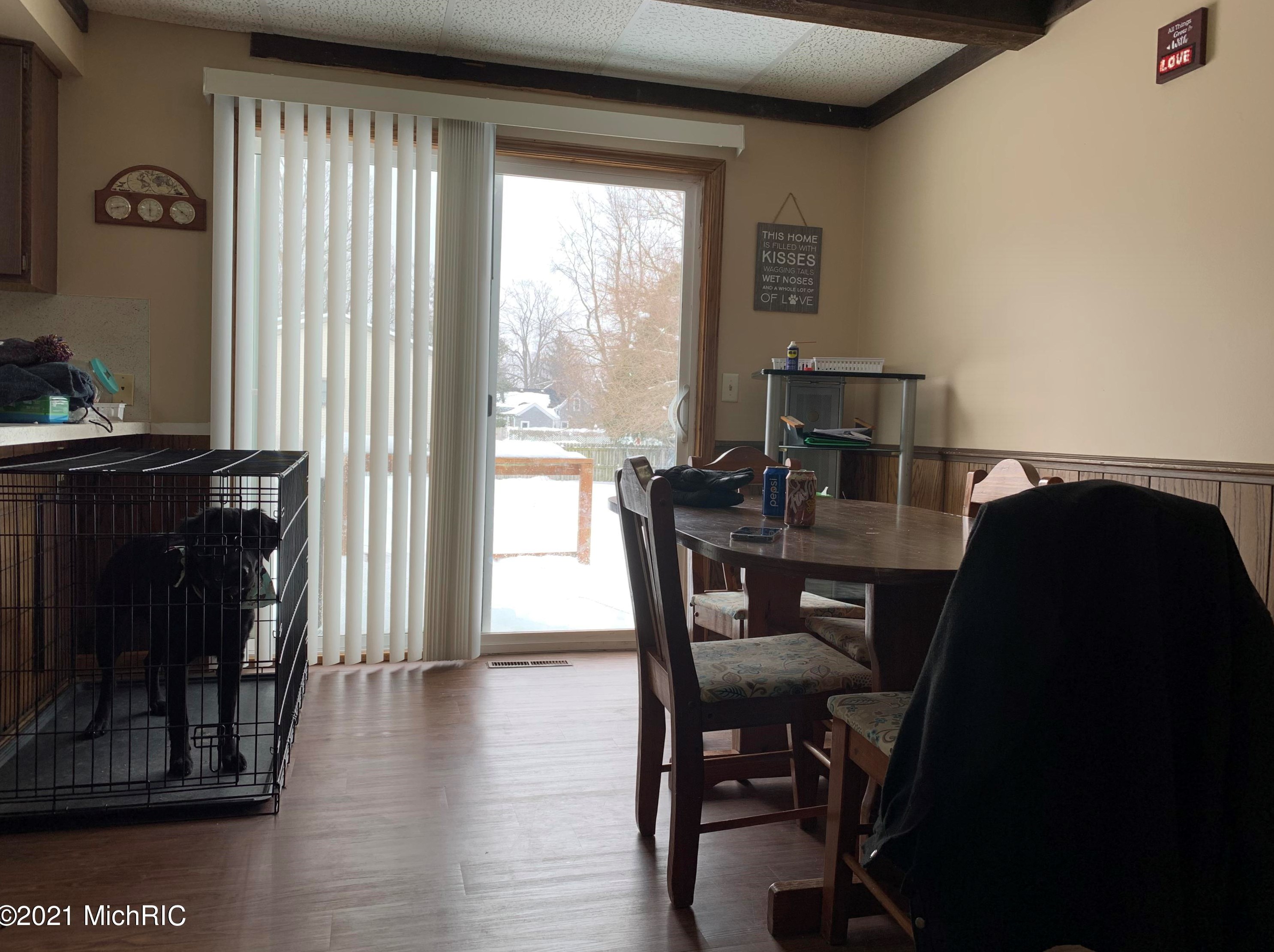 48 Anderson St, Sparta MI 49345-1204 exterior