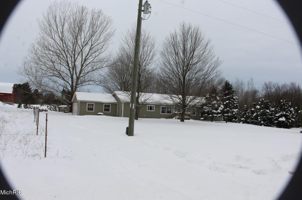 1753 100th Ave, Hart, MI 49420-8826