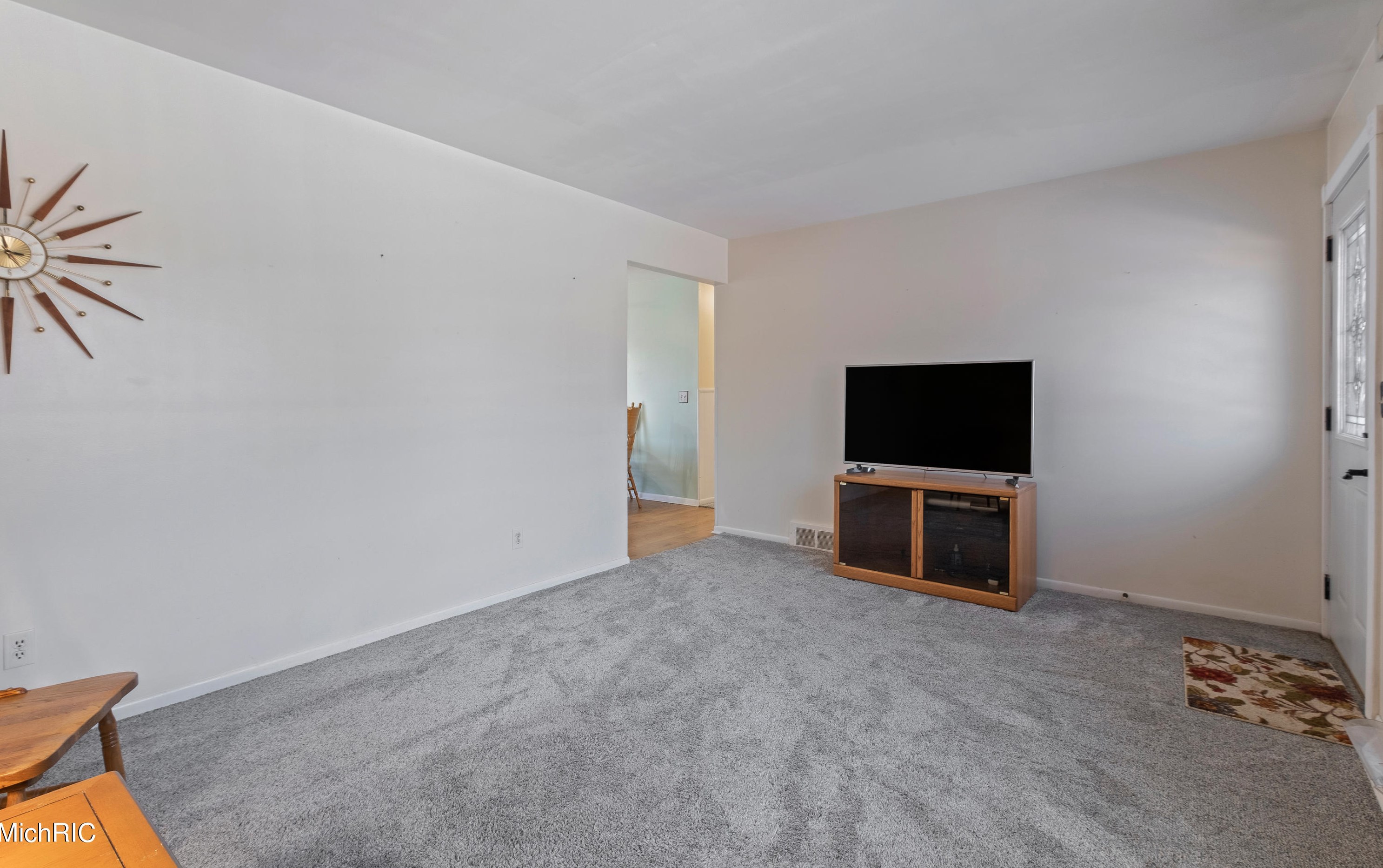 60 Wyandotte Ct, Saranac MI 48881-9509 exterior