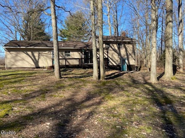 37137 30 St, Paw Paw MI 49079-9422 exterior