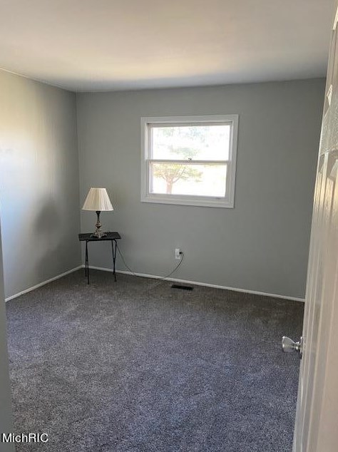 37137 30 St, Paw Paw MI 49079-9422 exterior