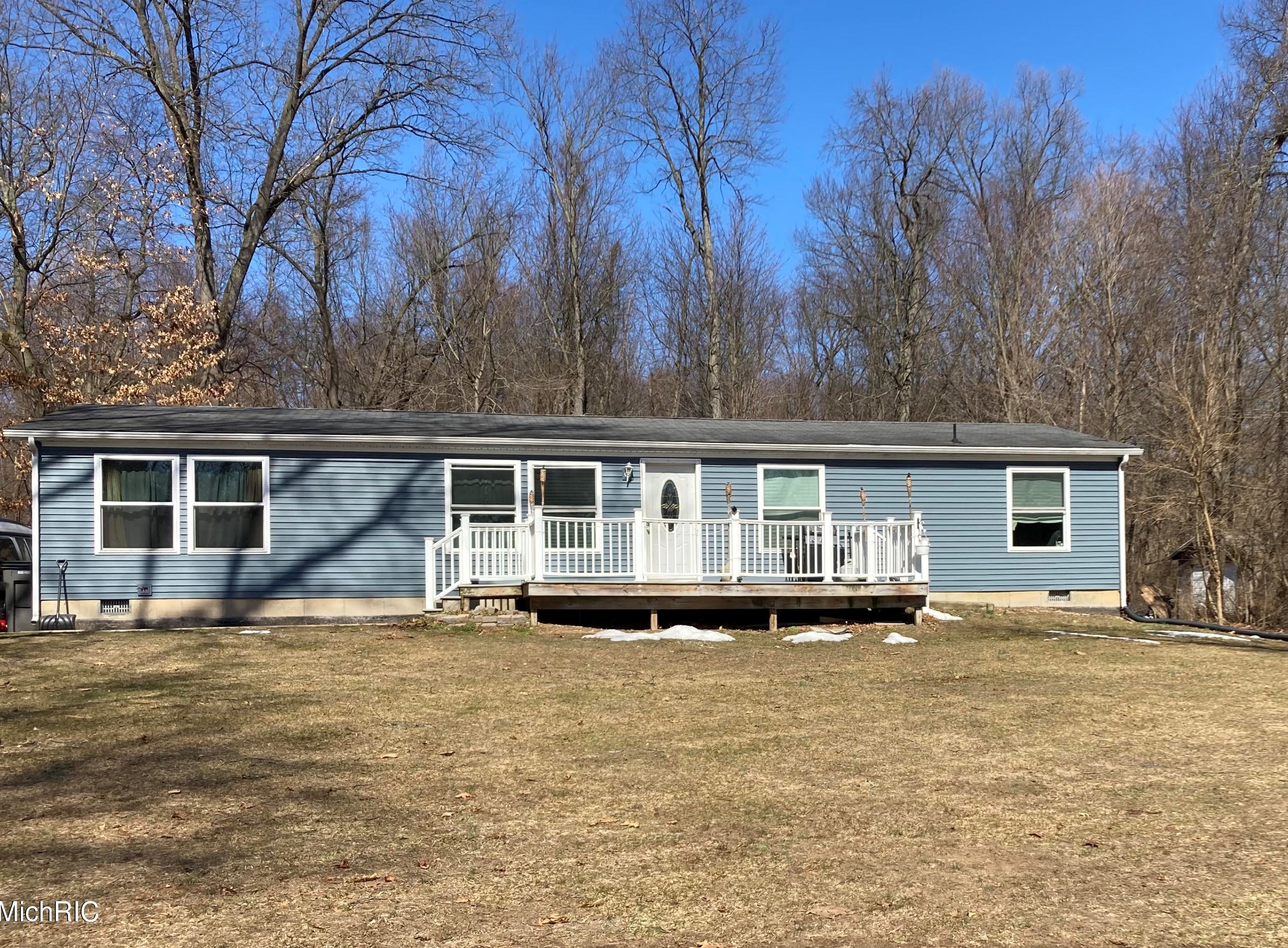 2515 Dick St, Niles, MI 49120-9362