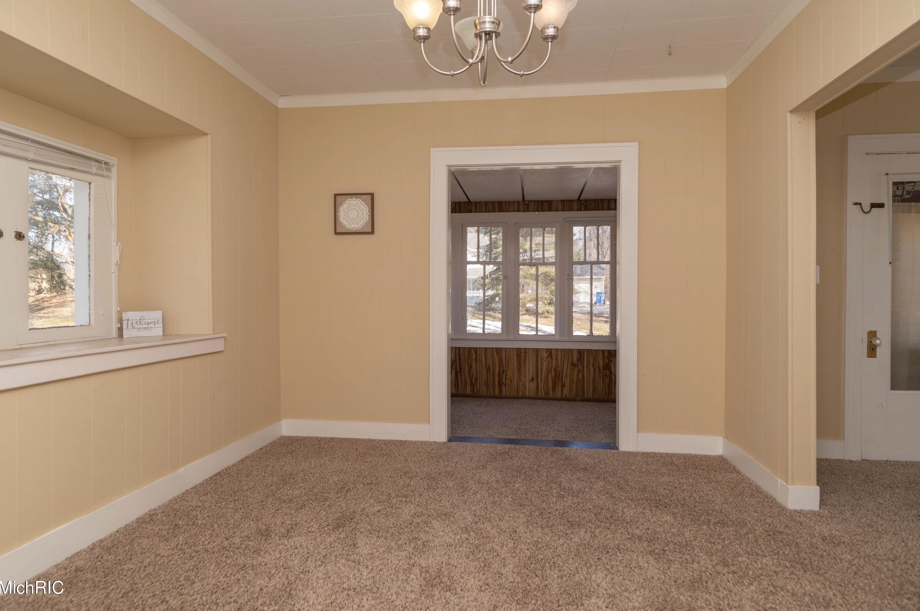 2064 140th Ave, Dorr MI 49323-9586 exterior