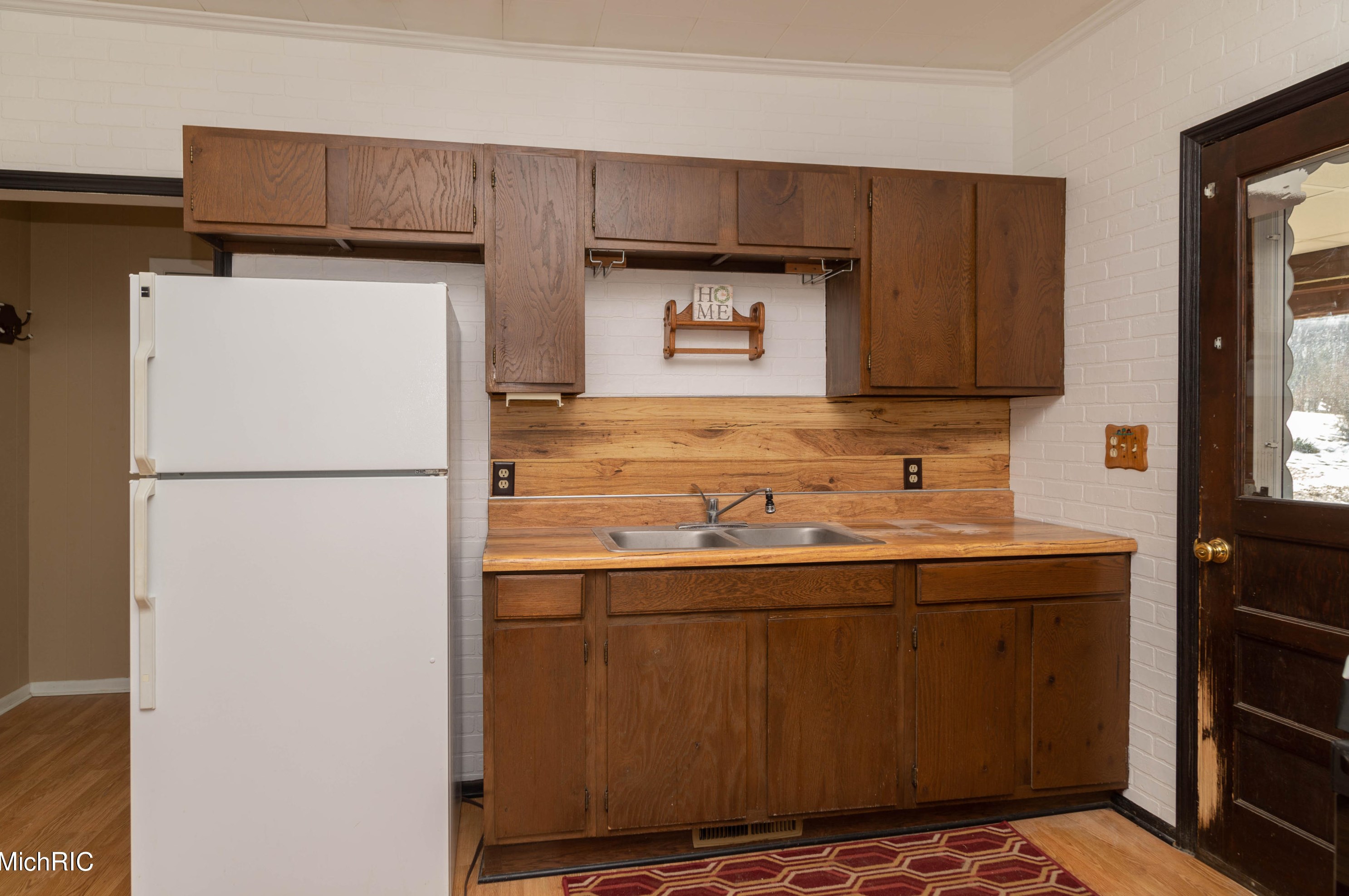 2064 140th Ave, Dorr MI 49323-9586 exterior