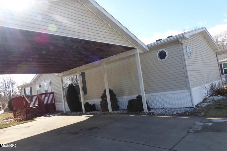 15 Mayberry, Niles, MI 49120-4398