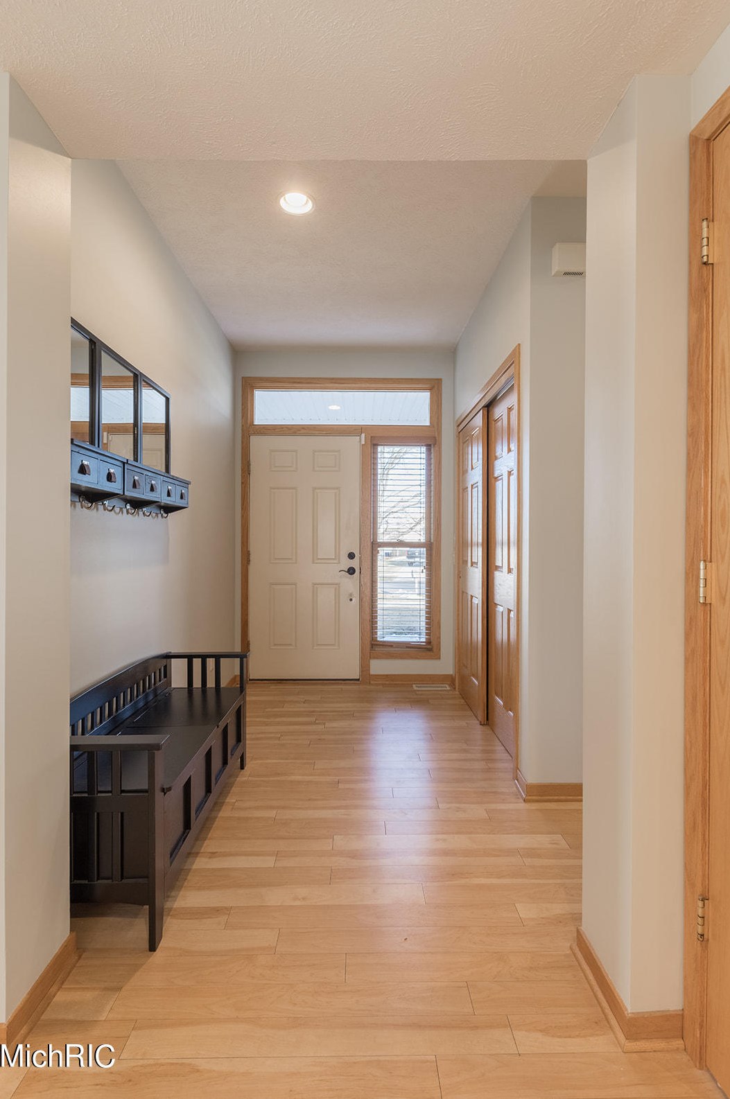 9027 Alanada Dr, Caledonia MI 49316-8455 exterior