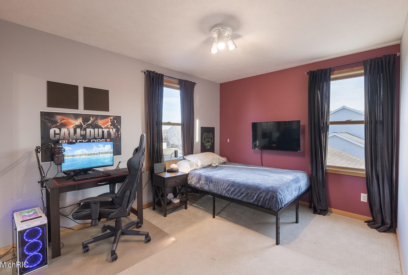 9027 Alanada Dr, Caledonia MI 49316-8455 exterior