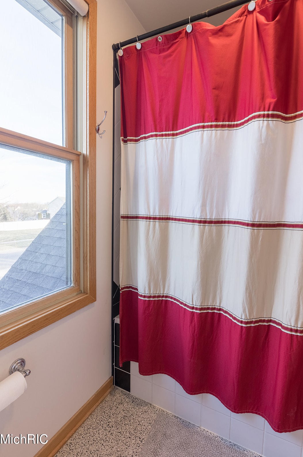 9027 Alanada Dr, Caledonia MI 49316-8455 exterior