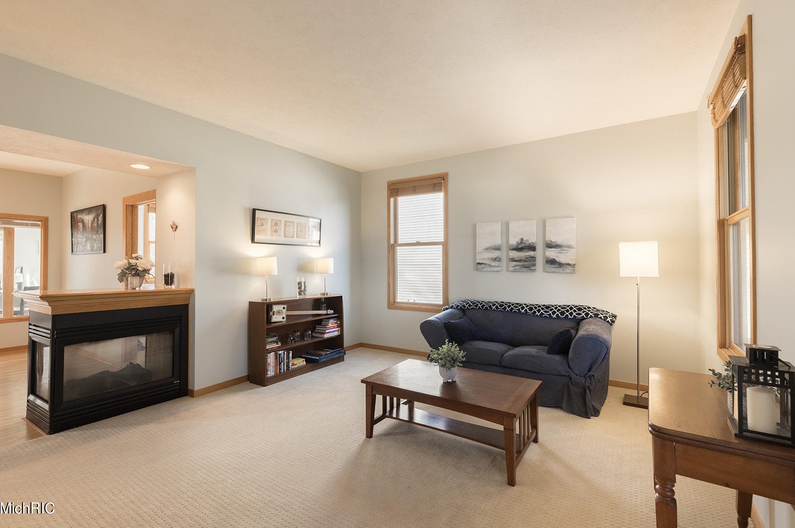 9027 Alanada Dr, Caledonia MI 49316-8455 exterior