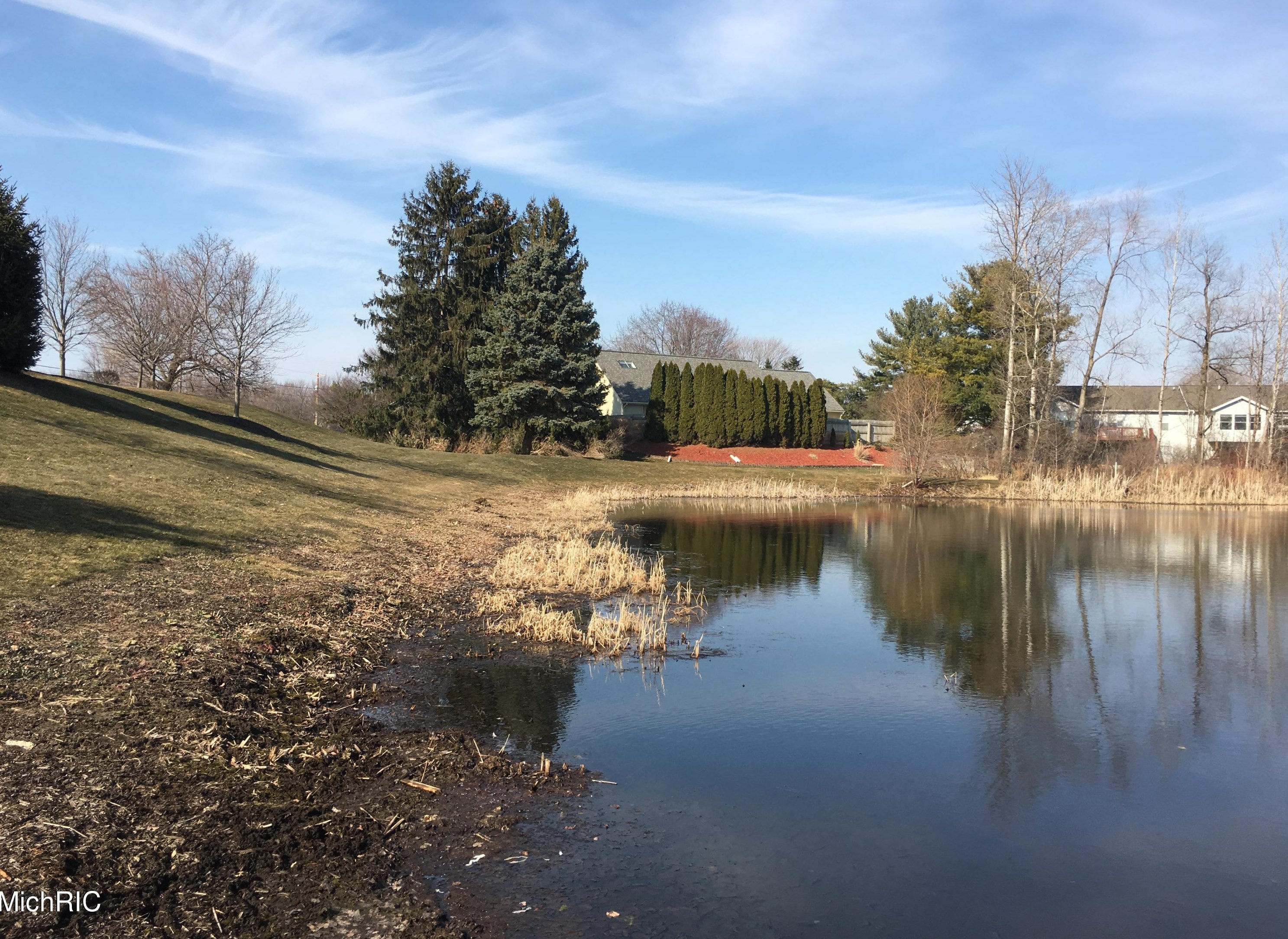 6912 Burlingame Ave, Byron Township MI 49315-9403 exterior