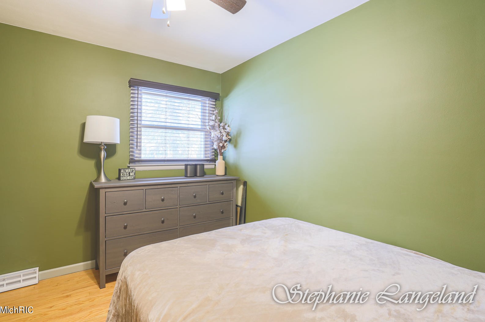 2665 Garfield Ave, Grand Rapids MI 49504-5044 exterior