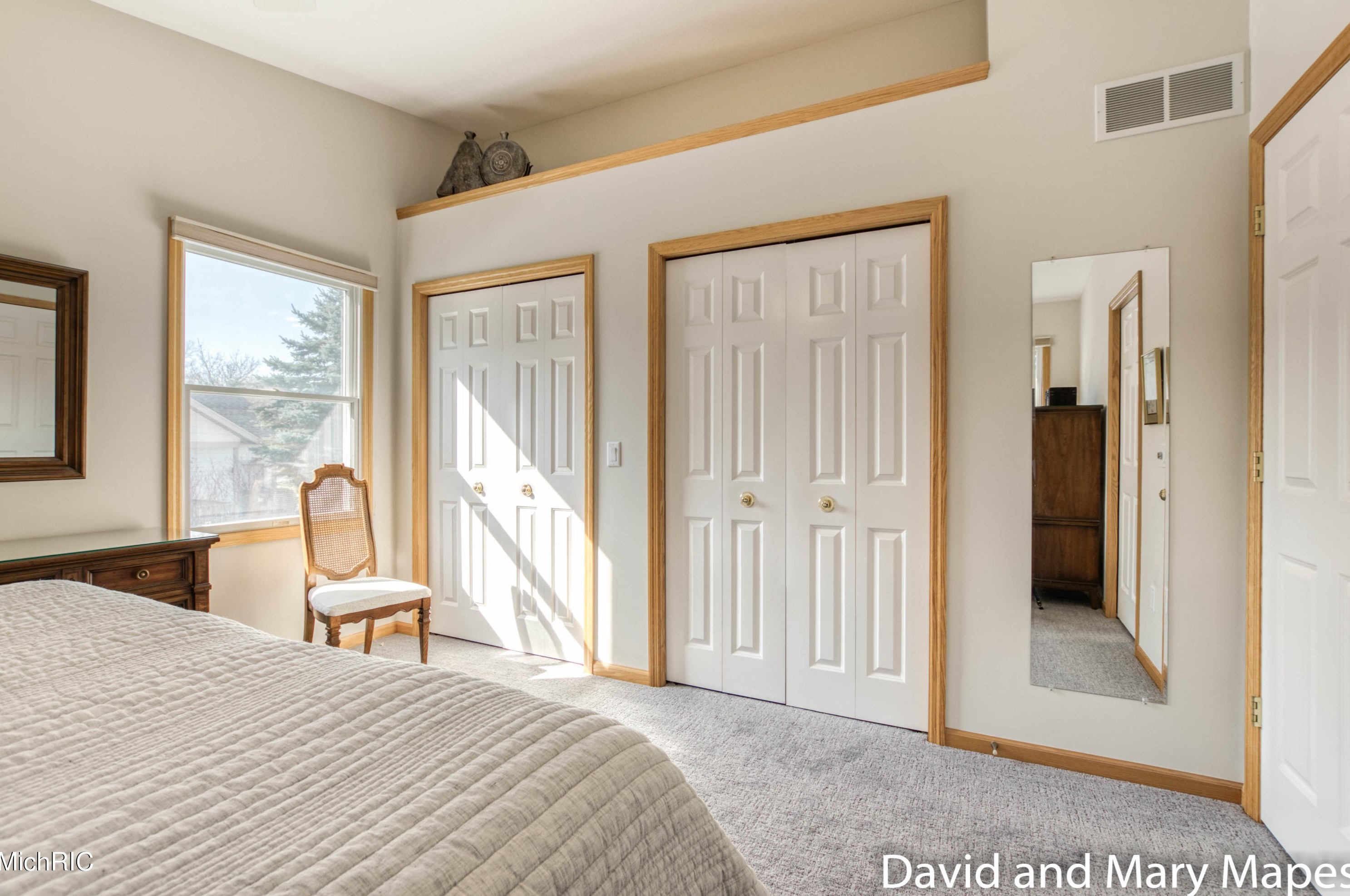 2614 Santigo Ave, Grand Rapids MI 49546-8503 exterior