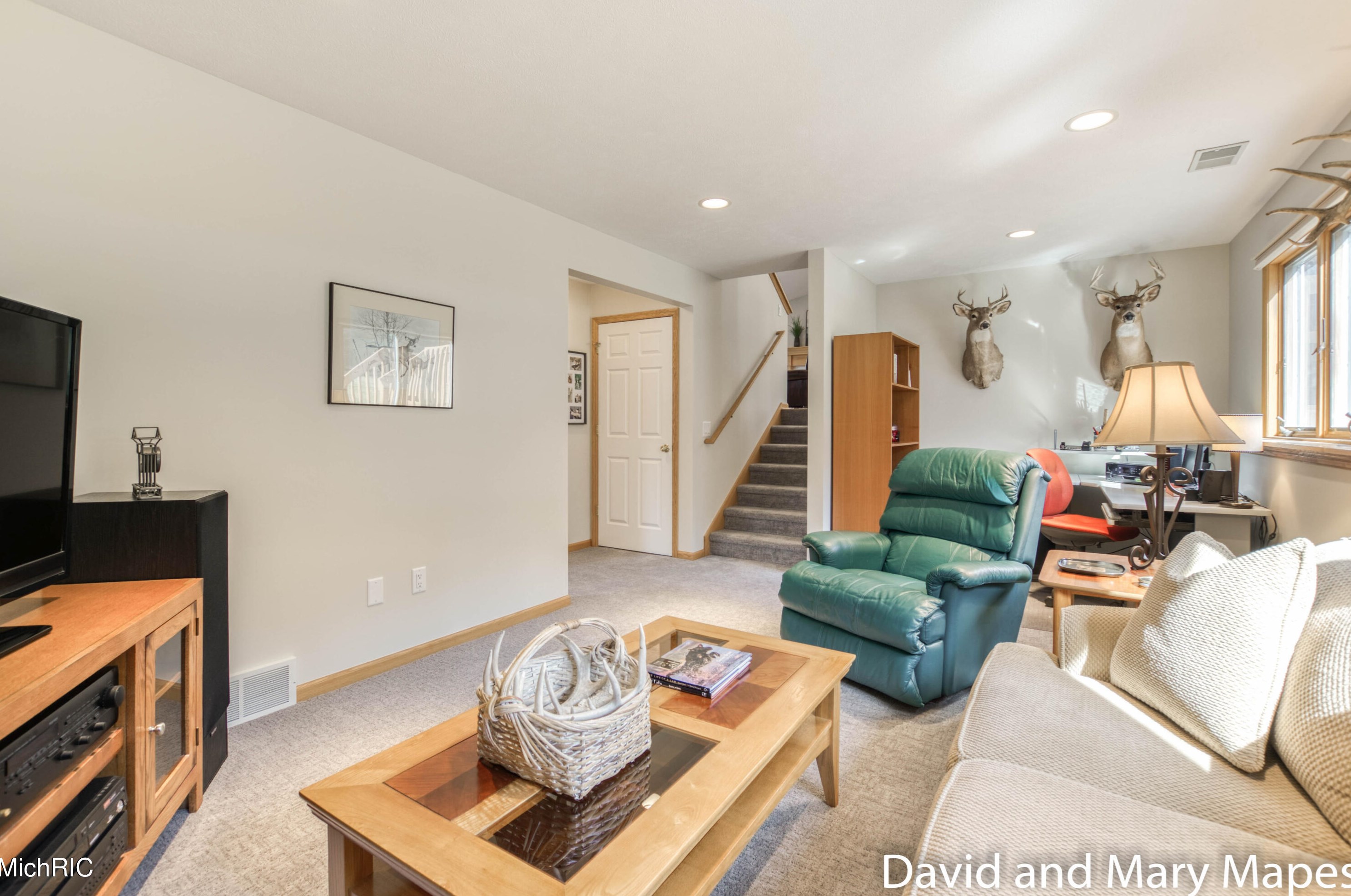 2614 Santigo Ave, Grand Rapids MI 49546-8503 exterior