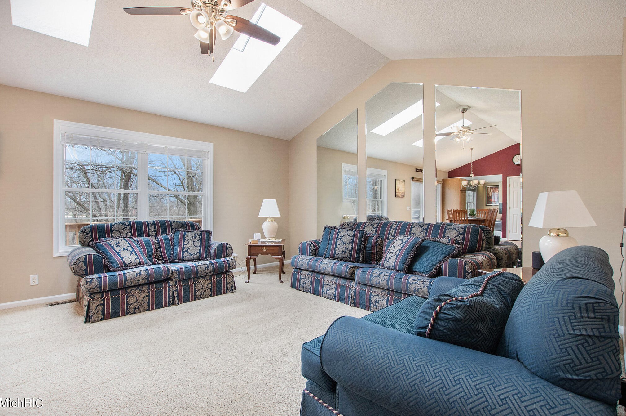 16100 Louis Ln, Spring Lake MI 49456-2200 exterior