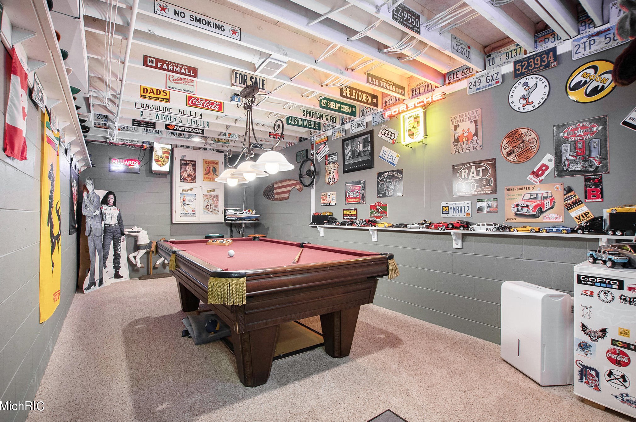 16100 Louis Ln, Spring Lake MI 49456-2200 exterior