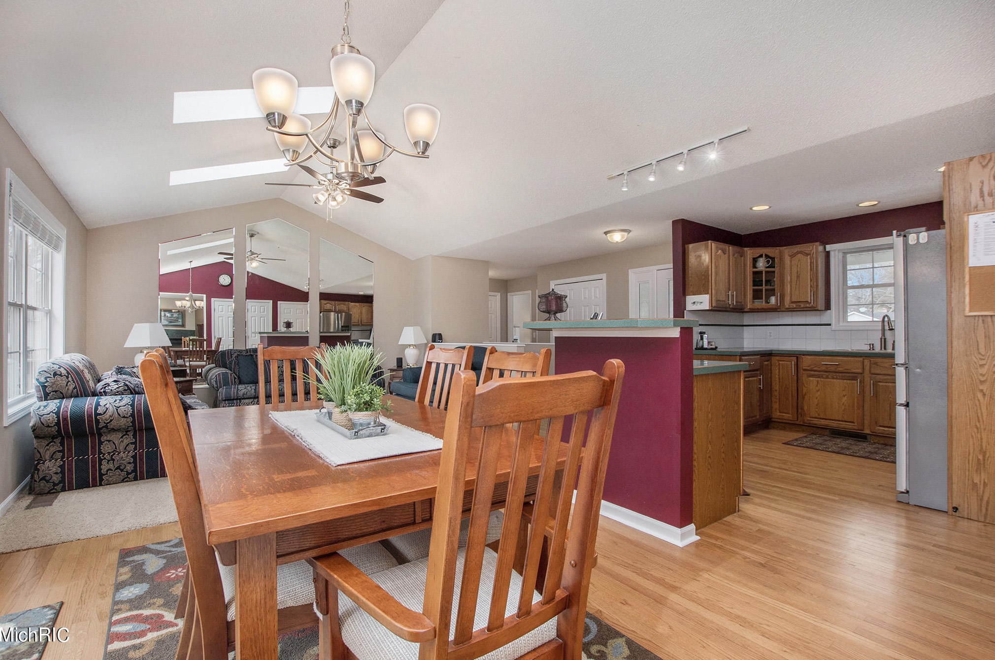 16100 Louis Ln, Spring Lake MI 49456-2200 exterior