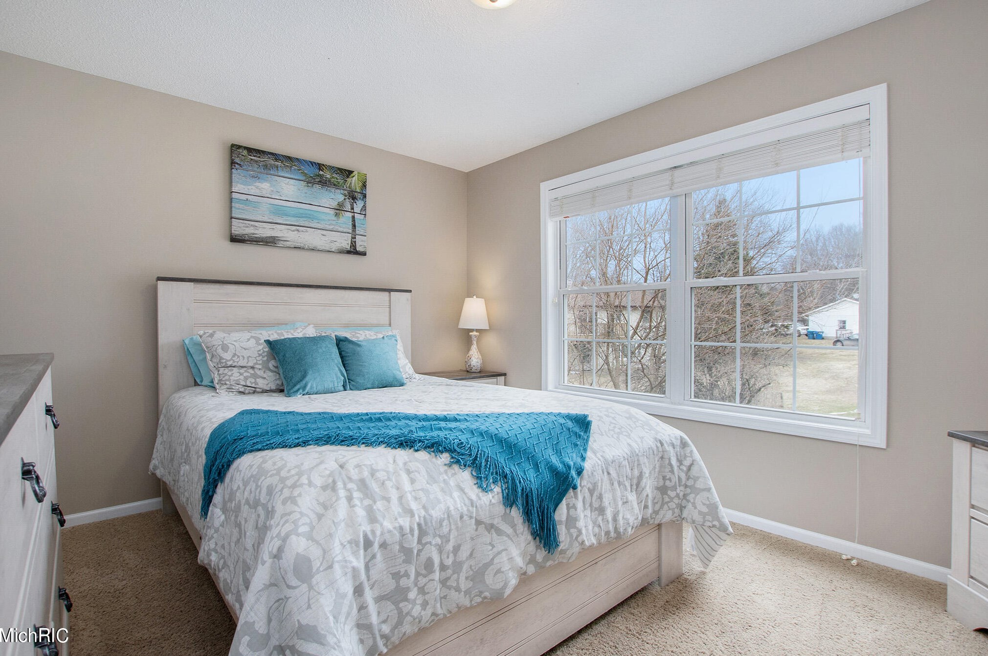 16100 Louis Ln, Spring Lake MI 49456-2200 exterior