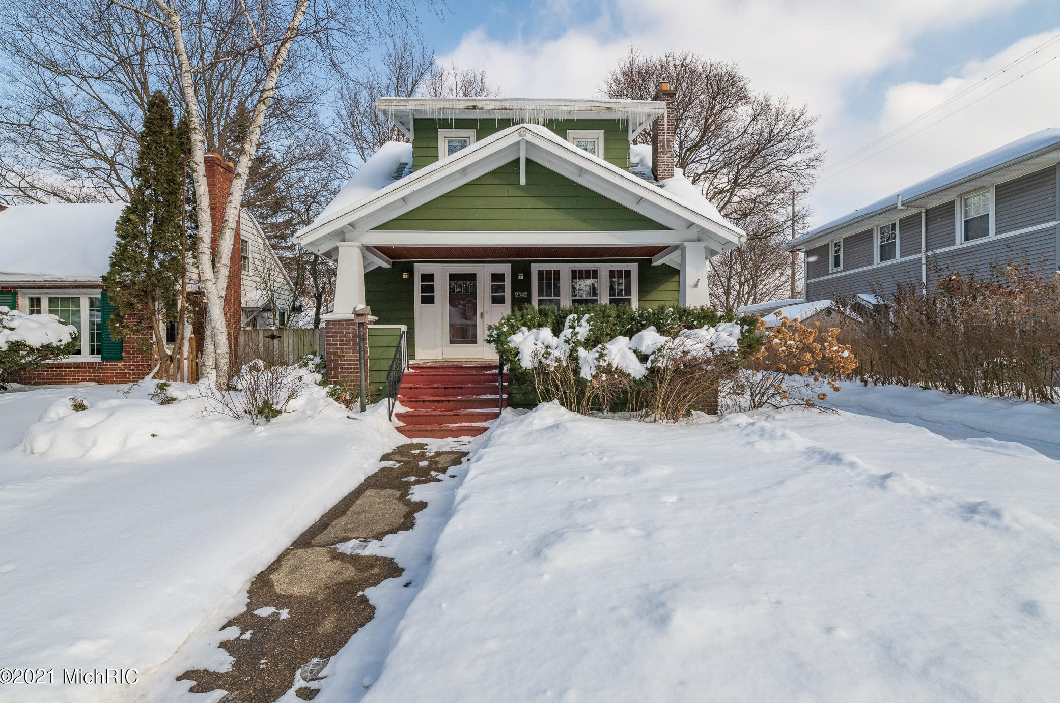 2343 Westnedge Ave, Kalamazoo, MI 49008-1940